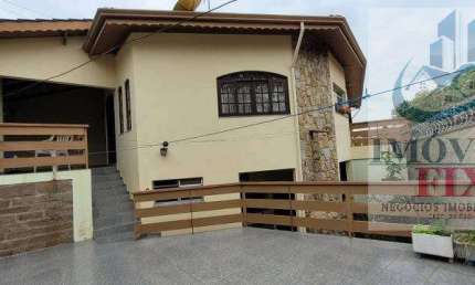 Casa 3 dormitórios para Venda em Jundiaí, Jardim Bizarro, 3 dormitórios, 1 suíte, 2 banheiros, 2 vagas