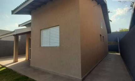 Casa 2 dormitórios para Venda em Jarinu, Parque das Videiras, 2 dormitórios, 1 suíte, 2 banheiros, 5 vagas