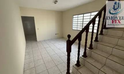 Casa 2 dormitórios para Venda em Jundiaí, Vila Pirapora, 2 dormitórios, 1 suíte, 3 banheiros, 2 vagas
