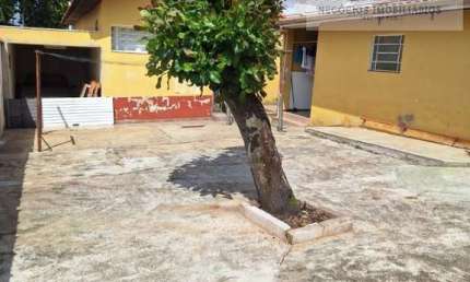 Casa 3 dormitórios para Venda em Jundiaí, Vila Arens II, 3 dormitórios, 1 banheiro, 4 vagas