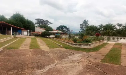 Chácara para Venda em Campo Limpo Paulista, Estância Figueira Branca, 2 dormitórios, 2 banheiros, 8 vagas