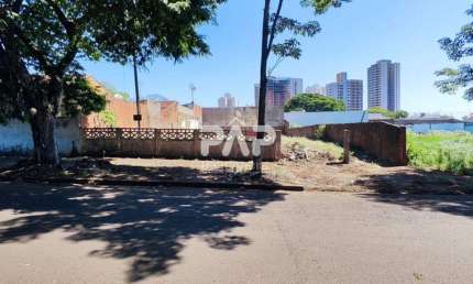 Terreno à venda na Rua Nova Esperança, 154, Zona 08, Maringá