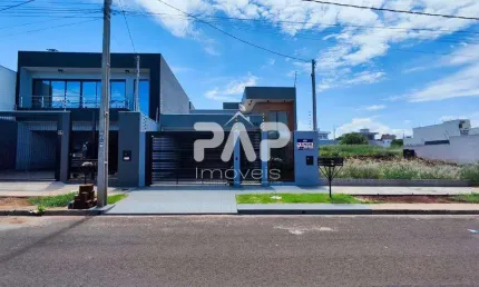 Casa à venda em Maringá, Jardim Munique, com 3 dormitórios sendo 1 Suíte, com 128 m² de Construção
