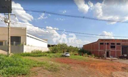 Terreno para alugar em Maringá, Parque Tarumã, com 1153.1 m²