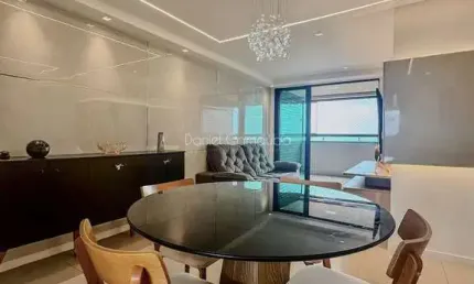 Apartamento 103 m² na ponta verde com 3 quartos sendo 2 suítes próximo a praia