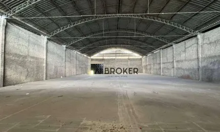 Galpão para alugar, 897 m² por R$ 16.200,00/mês - Serrinha - Fortaleza/CE