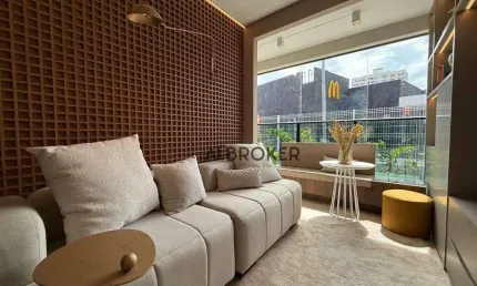 No bairro Fatima  Apartamento com 3 dormitórios à venda, 61 m² por R$ 491.000 - Parreão - Fortaleza/CE