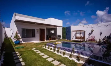 Casa em condomínio fechado com 2 quartos à venda na Rua Bela Vista, 3, Arembepe (Abrantes), Camaçari