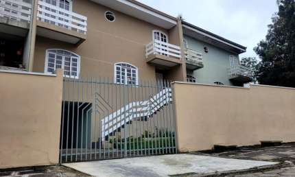 Sobrado 3 quartos para Alugar no Bairro Taruma em Curitiba Parana