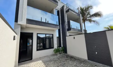 Casa com 3 quartos à venda na Avenida Paranaguá, Curraes, Matinhos