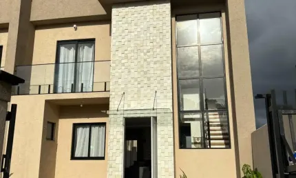 Sobrado 3 quartos a Venda em Coroados Guaratuba Parana