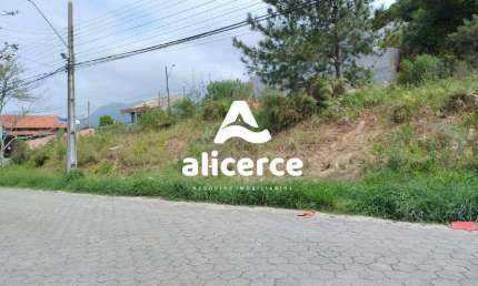 Terreno à venda na Rua Celésio Michels, 94, Forquilhas, São José