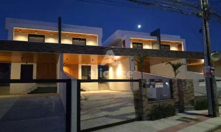 Sobrado à venda com 3 quartos 1 suíte, 150m² em Passa Vinte Palhoça
