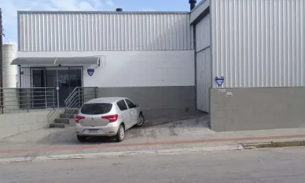 Barracão à venda com 1 quarto , 477m² em Serraria São José