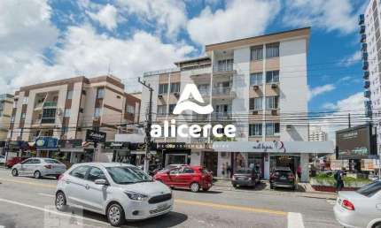 Apartamento à venda com 2 quartos , 70m² em Kobrasol São José