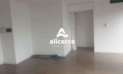 Sala comercial à venda na Rua Esteves Júnior, 50, Centro, Florianópolis