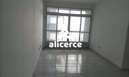 Apartamento à venda com 3 quartos , 86m² em Centro Florianópolis
