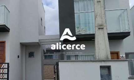 Casa à venda com 2 quartos 2 suítes, 79m² em Potecas São José
