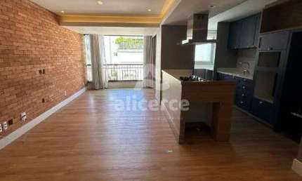 Apartamento à venda com 3 quartos 1 suíte, 108m² em Coqueiros Florianópolis