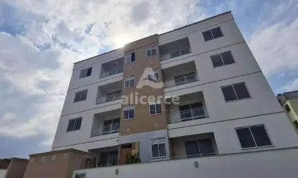 Apartamento em construção, perto do mar, em Palhoça, com elevador e sacada,