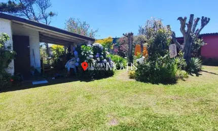 BAIXOU MUITO! DUAS CASAS PELO PREÇO DE UMA – APENAS R$ 145 MIL EM BALNEÁRIO PINHAL!