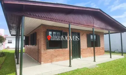 Casa à venda em Balneário Pinhal – Apenas R$ 175.000!