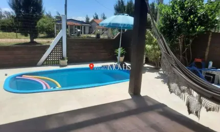 Casa com 3 quartos à venda no Centro, Balneário Pinhal 