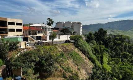 Terreno à venda na Rua Onofre Oliveira Salles, Santa Maria, Juiz de Fora