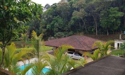 Linda Chácara à venda, Bairro dos Correas, Arujá. CH0065