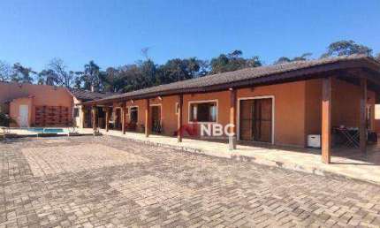 Chácara com 4 dormitórios à venda, 1400 m² por R$ 1.500.000,00 - Bairro do Pirituba - Arujá/SP