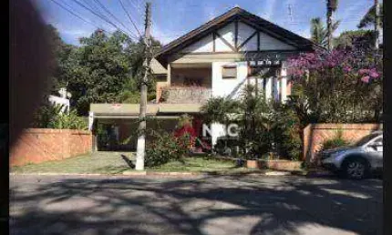 Casa com 3 dormitórios para alugar, 350 m² por R$ 18.000,00/mês - Condomínio Arujazinho IV - Arujá/SP