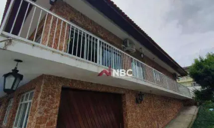 Casa com 3 dormitórios para alugar, 250 m² por R$ 8.000,00/mês - Jardim Planalto - Arujá/SP