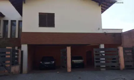 Casa com 4 dormitórios à venda, 450 m² por R$ 1.800.000,00 - Arujázinho I, II e III - Arujá/SP