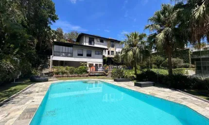 Casa com 3 dormitórios à venda, 539 m² por R$ 7.500.000,00 - Condomínio Flamboyant - Atibaia/SP