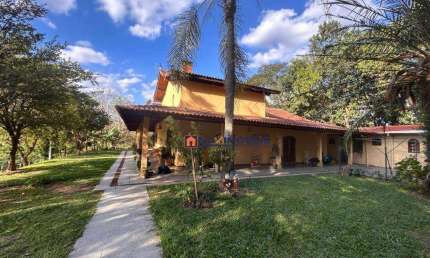 Haras com 8 dormitórios, 24000 m² - venda por R$ 3.000.000,00 ou aluguel por R$ 18.000,00/mês - Cachoeira - Atibaia/SP