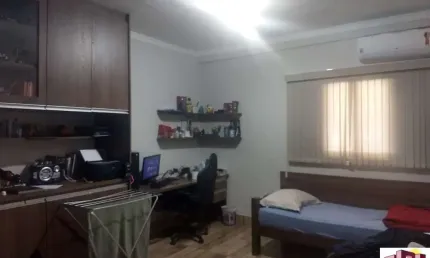 Vendo casa no Jardim Santa Cruz na cidade de Boituva.
