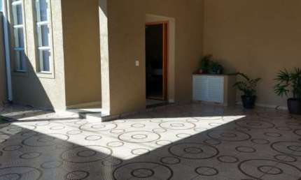 Casa a venda em Boituva no Portal Ville Primavera, com 02 dormitórios, sendo 01 suite com closet