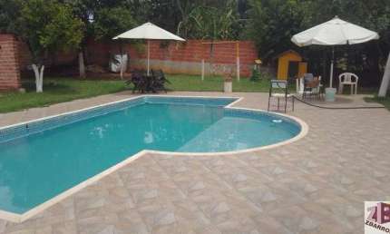Chácara à venda em Boituva-SP, bairro Jerivá: 2 quartos, 1 sala, 2 banheiros, 6 vagas, 90m². Venha conferir!