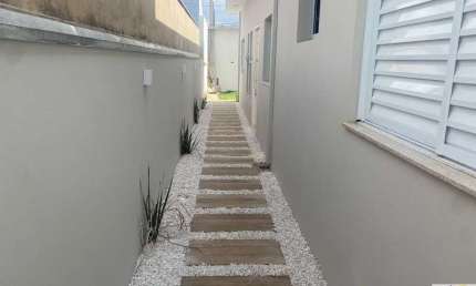 Casa à venda em Boituva-SP: Residencial de Lorenzi, 2 quartos, 2 salas, 1 banheiro, 2 vagas de garagem, 50m². Imperdível!