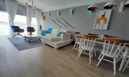Apartamento reformado à venda no morro do maluf 160m²- com vista mar-pitangueiras sp