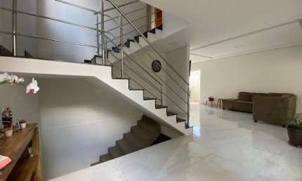 Casa com 3 dormitórios à venda, 330 m² por R$ 1.200.000,00 - Portinari - Varginha/MG