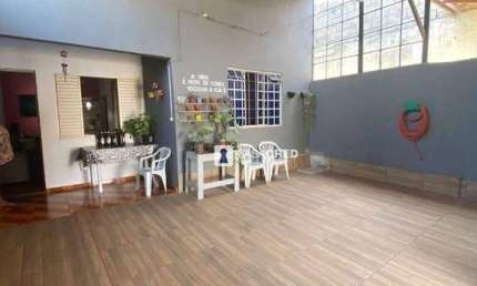 Casa com 3 dormitórios à venda, 131 m² por R$ 270.000,00 - Santa Terezinha - Varginha/MG