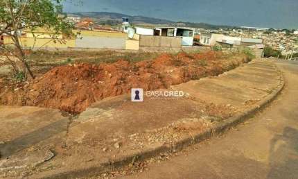Terreno à venda, 755 m² por R$ 610.000,00 - Jardim Ribeiro - Varginha/MG