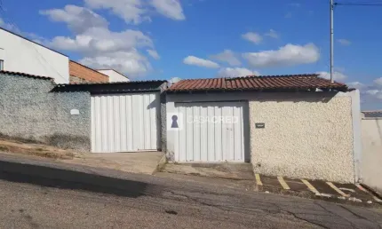Casa com 2 moradias à venda, 200 m² por r$ 350.000 - centenário - varginha/mg