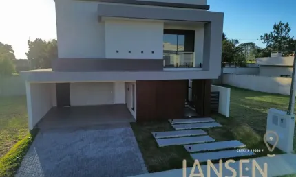 Casa à venda 3 suítes com piscina Condomínio Terras Alphaville, Ponta Grossa/PR