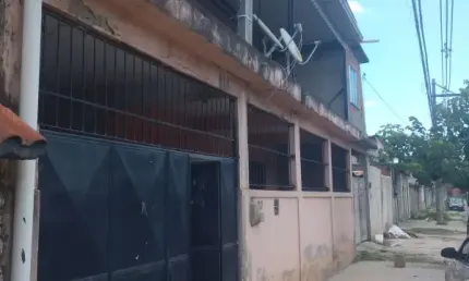 Casa ampla com quintal e terraço em nova era, nova iguaçu/rj