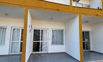 Sobrado com 2 dormitórios à venda, 86 m² por R$ 380.000,00 - Jardim Britânia - Caraguatatuba/SP