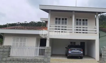 Casa com 4 quartos à venda no Cedrinho, Brusque , 170 m2 por R$ 599.000