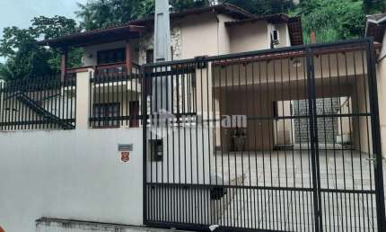 Casa com 3 quartos à venda no Primeiro de Maio, Brusque , 142 m2 por R$ 1.300.000