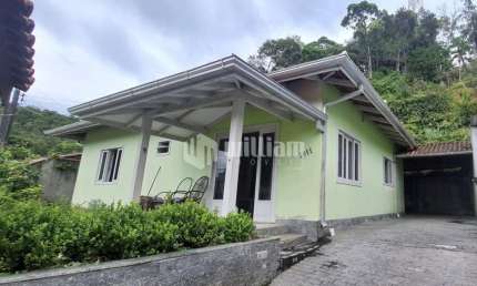 Casa com 3 quartos à venda no São Pedro, Brusque  por R$ 520.000
